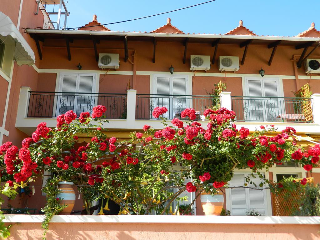 Konstantinos Apartments Agia Efimia Zewnętrze zdjęcie