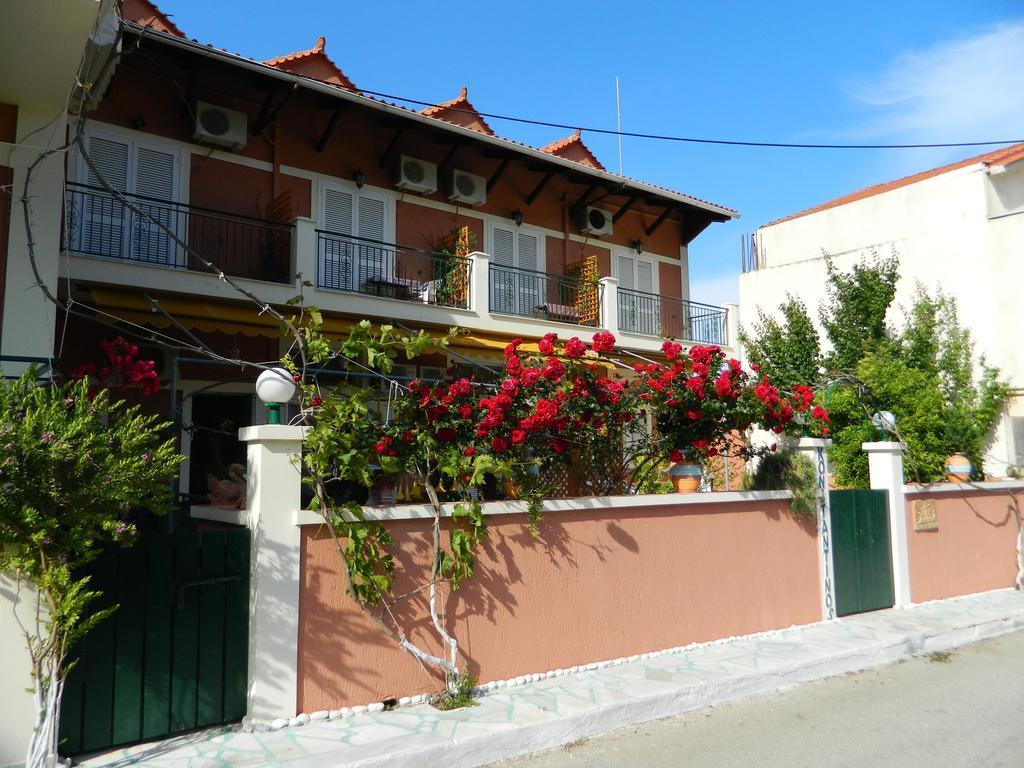 Konstantinos Apartments Agia Efimia Zewnętrze zdjęcie